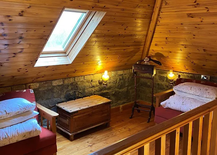 Traditional Stone 300 Years+ Holiday home *